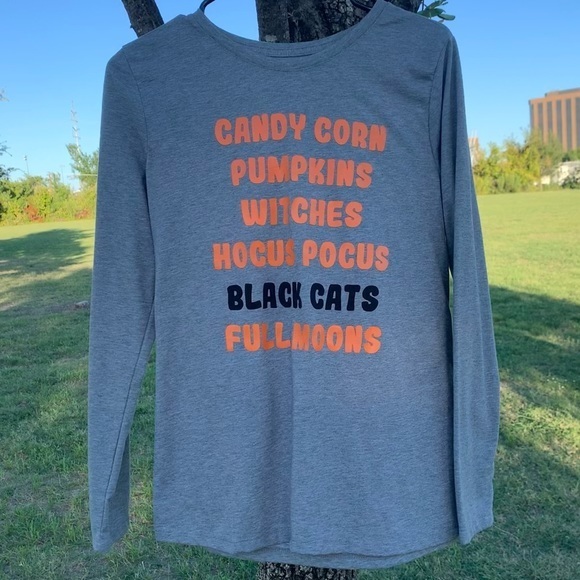 Celebrate Halloween graphic tee! Size M, 8-10.‎  Great for educators and moms. - Picture 8 of 8